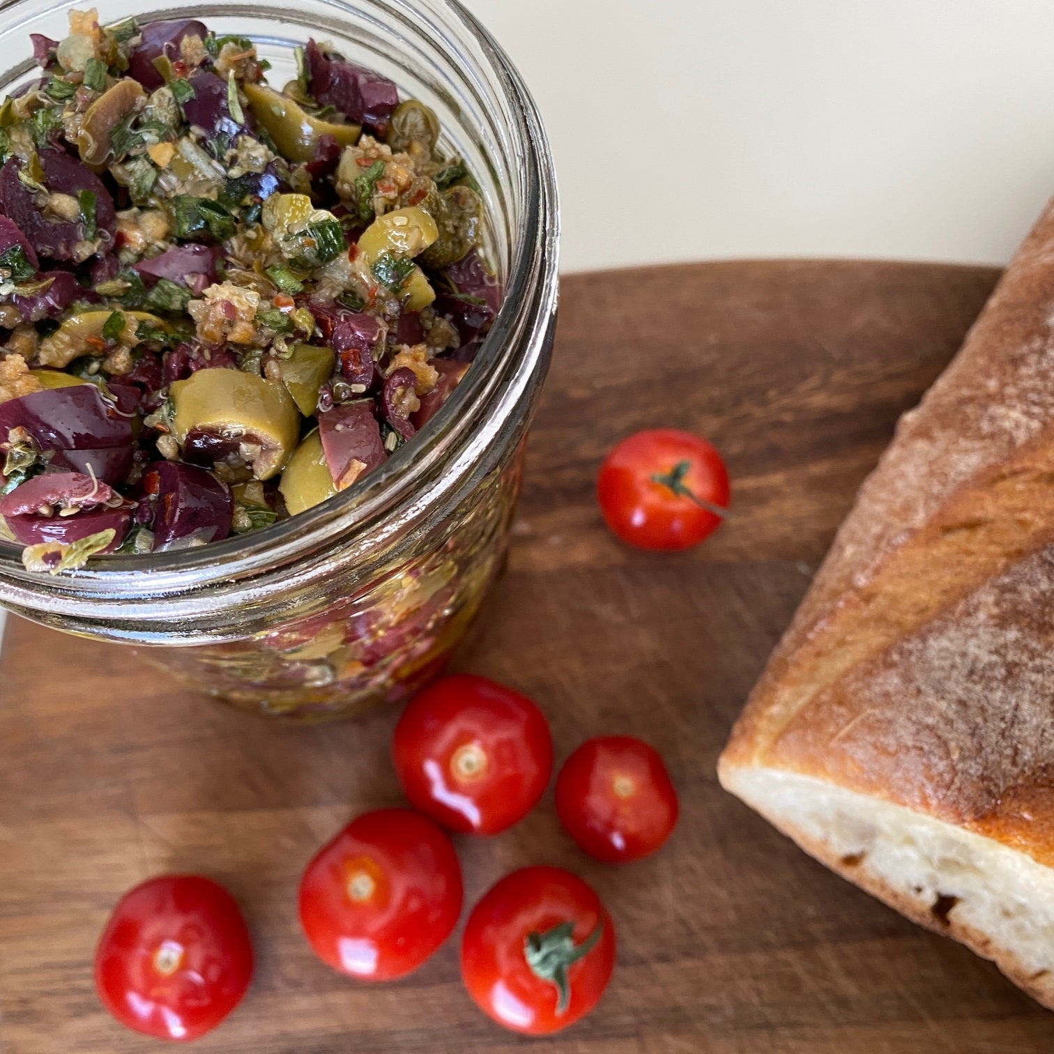 Salade et vinaigrette - mélange d'épices exclussif - Olives et